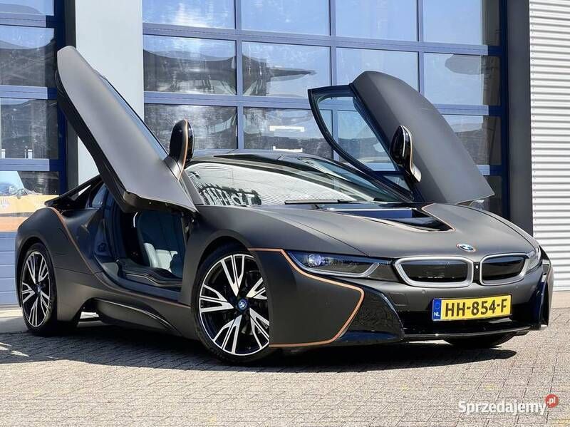 Używany 2015 BMW i8 Coupe | 250 000 zł - Obraz 1/4