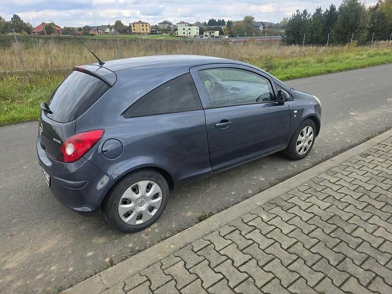 Używany Opel Corsa 2010 Inny kolor Coupe