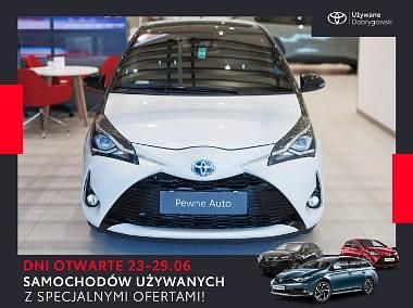 Biały Używany 2018 Toyota Yaris Hybrid Hatchback | 65 850 zł (Dość drogi) - Obraz 1/4