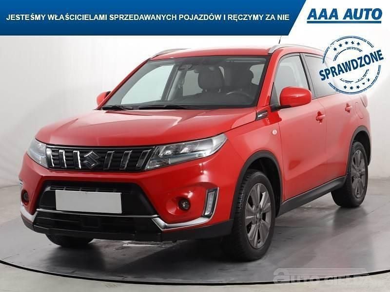 Używany Suzuki Vitara 129 KM (94 kW) 2021 Czerwony SUV