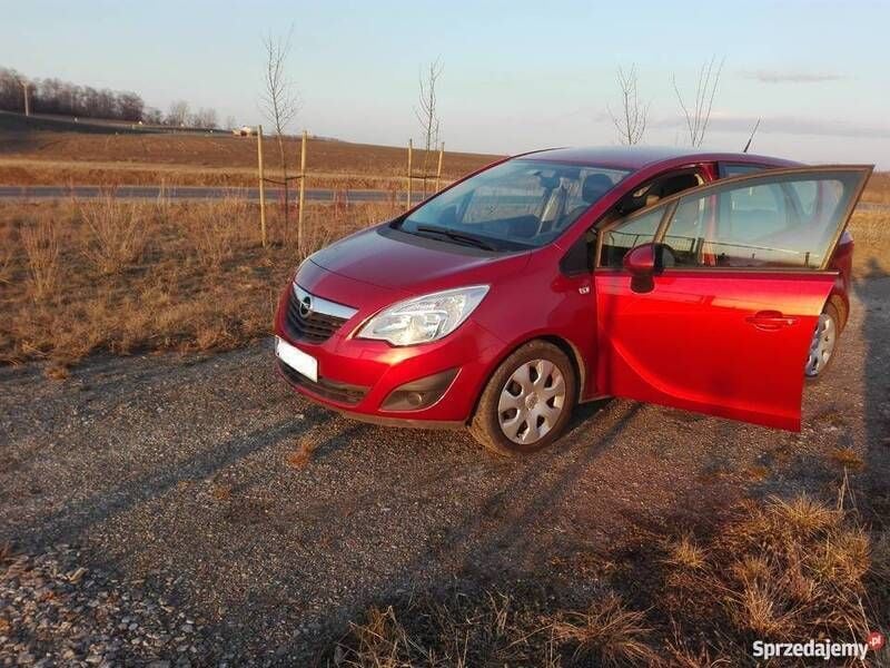 Używany Opel Meriva 95 KM (69 kW) 2012 Pomarańczowy Minivan
