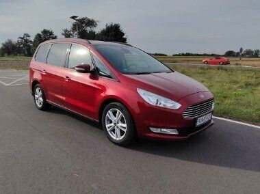 Bordowy Używany 2017 Ford Galaxy Titanium Minivan | 68 000 zł (Dość drogi) - Obraz 1/4