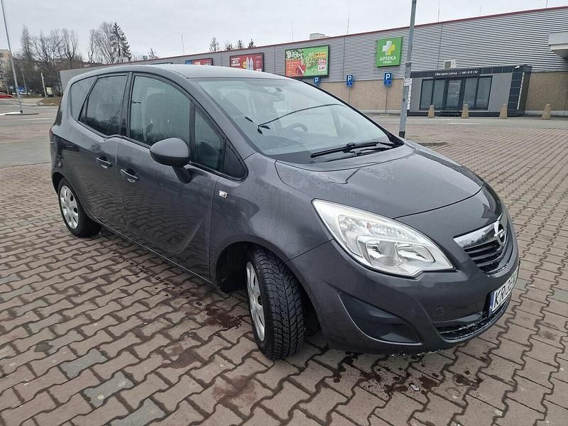 Używany Opel Meriva 2010 Szary Minivan