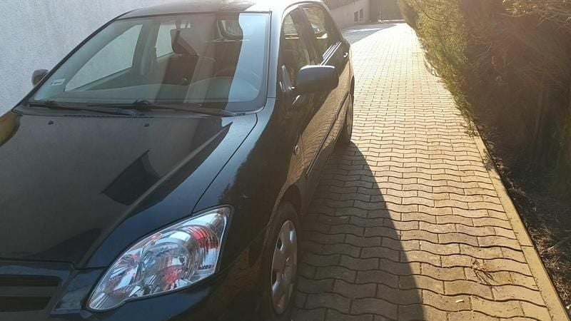 Używany Toyota Corolla 2005 Czarny Hatchback