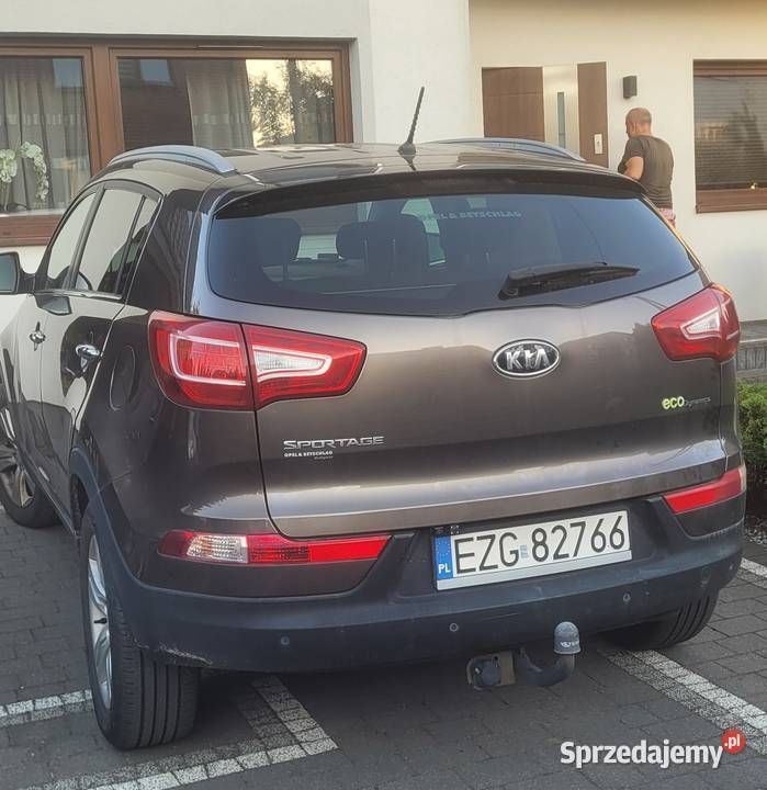 Brązowy Używany 2011 Kia Sportage SUV | 33 400 zł (Uczciwa cena) - Obraz 1/4