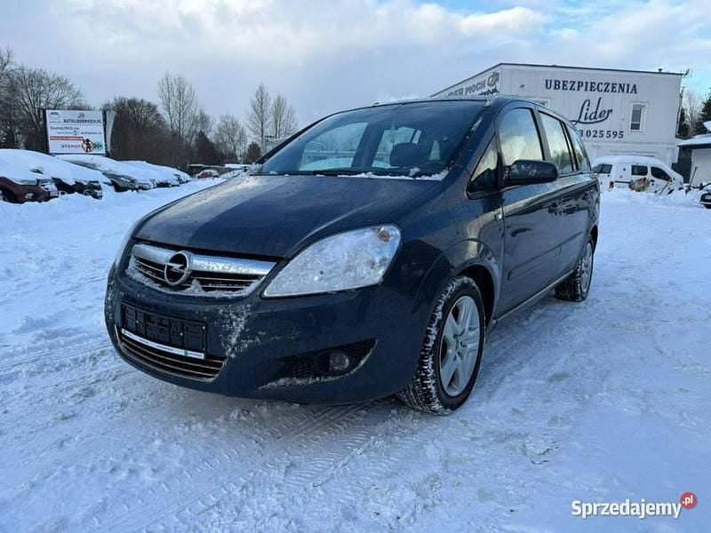 Używany Opel Zafira 116 KM (85 kW) 2009 Inny kolor Minivan