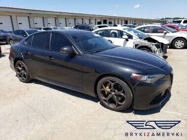 Inny kolor Używany 2021 Alfa Romeo Giulia Sedan/Limuzyna | 69 600 zł - Obraz 1/3