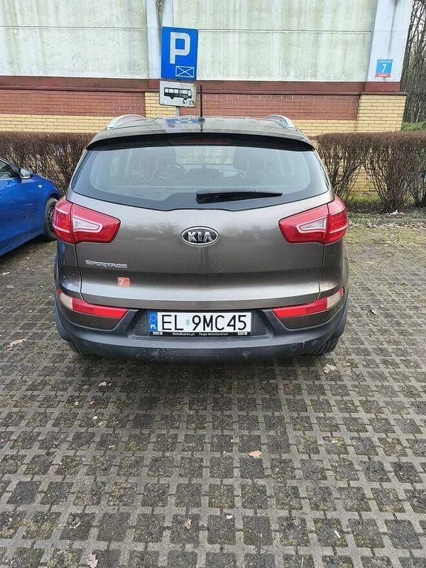 Używany Kia Sportage 2011 Brązowobeżowy SUV