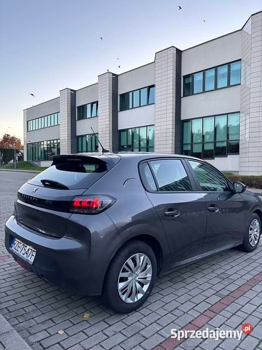 Używany Peugeot 208 2023 Hatchback