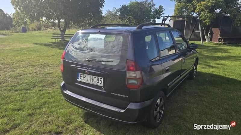 Używany Mitsubishi Space Star 2002 Minivan