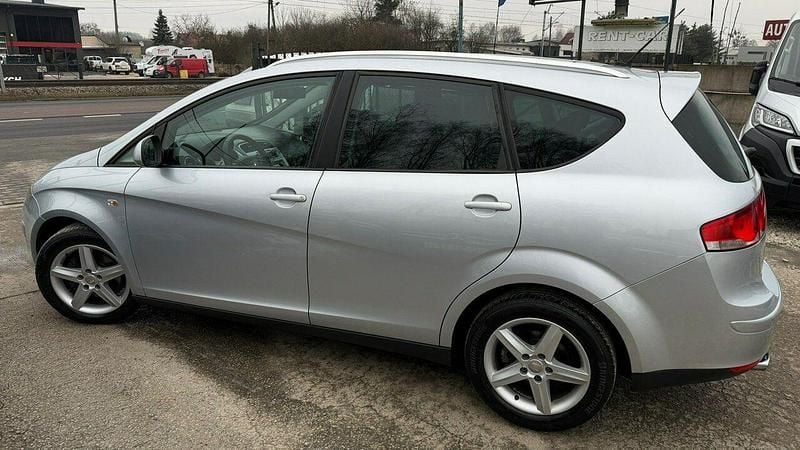 Używany Seat Altea XL 105 KM (77 kW) 2010 Szary (metalik) Minivan