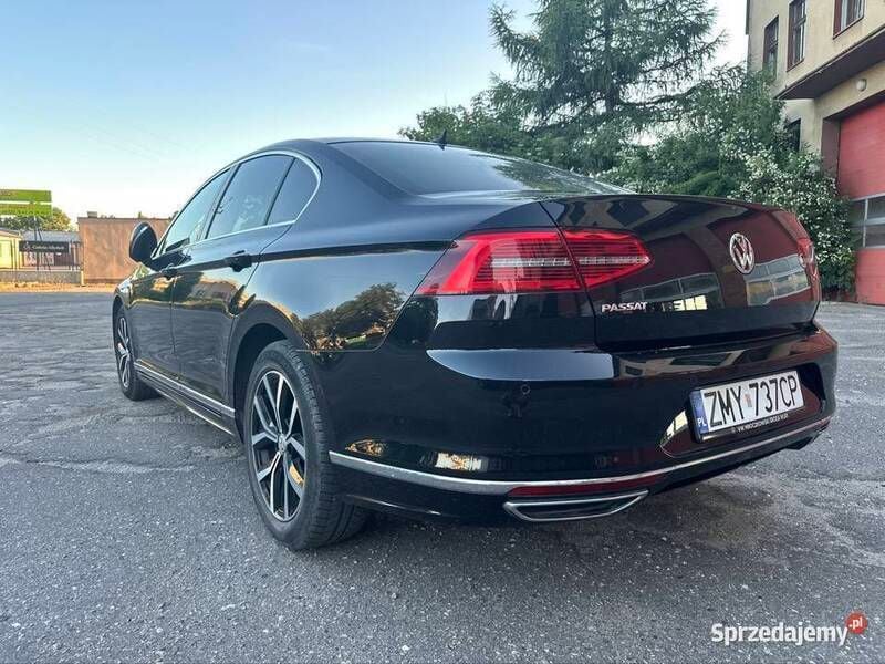Używany VW Passat R-line 2017 Czarny Sedan/Limuzyna