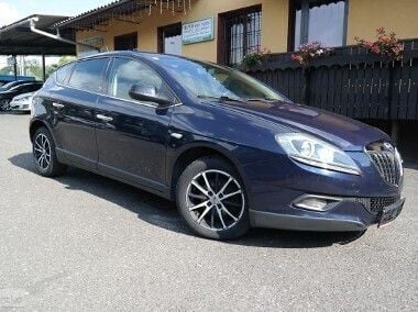 Używany Lancia Delta 120 KM (88 kW) 2010 Niebieski Hatchback