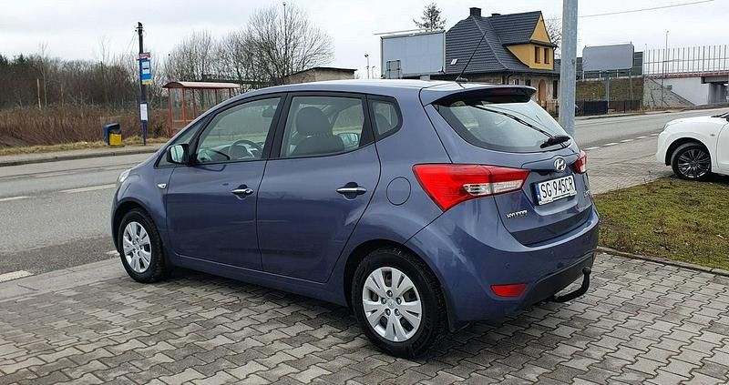 Używany Hyundai ix20 125 KM (91 kW) 2013 Niebieski Hatchback