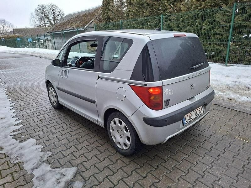 Używany Peugeot 1007 70 KM (51 kW) 2006 Inny Minivan