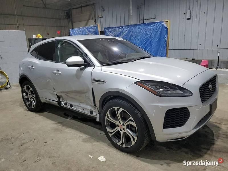 Używany Jaguar E-Pace R-Dynamic 200 KM (147 kW) 2019 Srebrny SUV