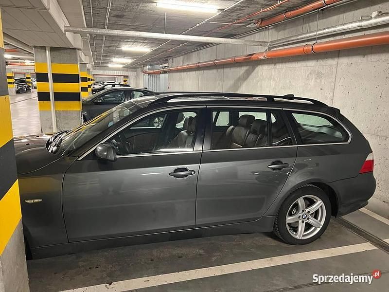 Używany BMW 525 2007 Szary Kombi