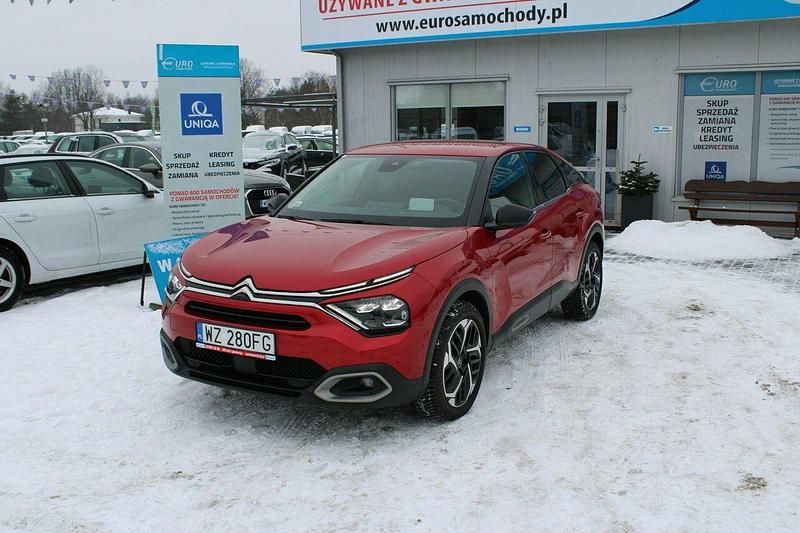 Używany Citroën C4 Shine 2022 Czerwony Hatchback