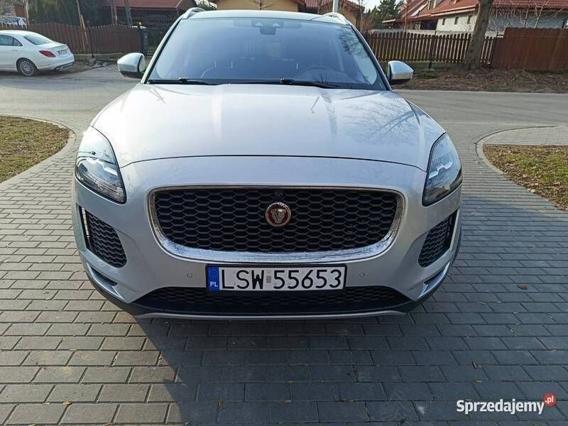 Używany Jaguar E-Pace 2018 Srebrny SUV