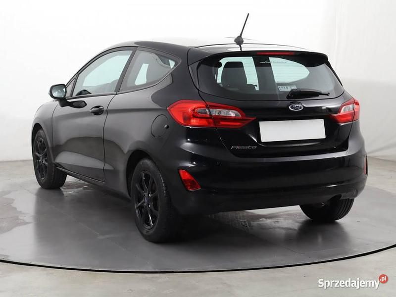 Używany Ford Fiesta 71 KM (52 kW) 2018 Czarny Hatchback