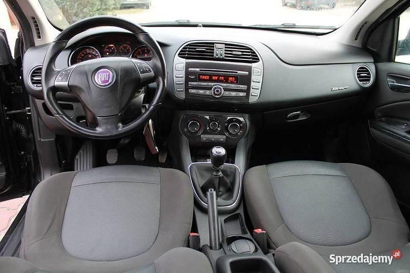 Czarny Używany 2008 Fiat Bravo Hatchback | 11 600 zł (Uczciwa cena) - Obraz 1/4