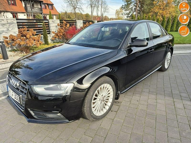 Czarny (metalik) Używany 2012 Audi A4 Sedan/Limuzyna | 40 900 zł (Uczciwa cena) - Obraz 1/4