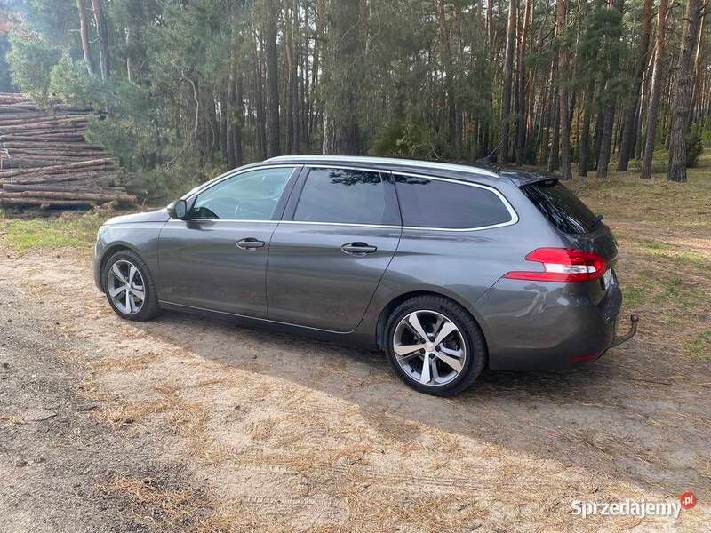 Używany Peugeot 308 120 KM (88 kW) 2017