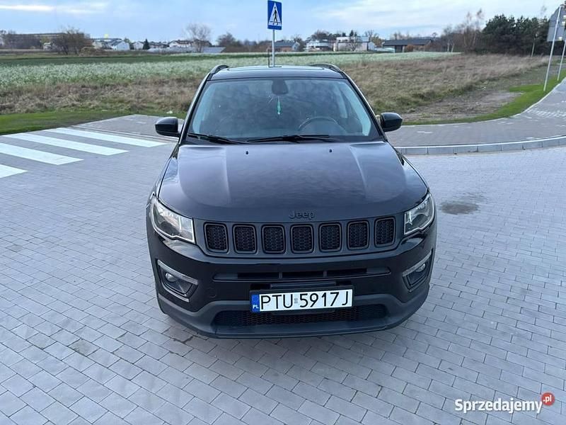 Czarny Używany 2019 Jeep Compass SUV | 65 000 zł (Uczciwa cena) - Obraz 1/4