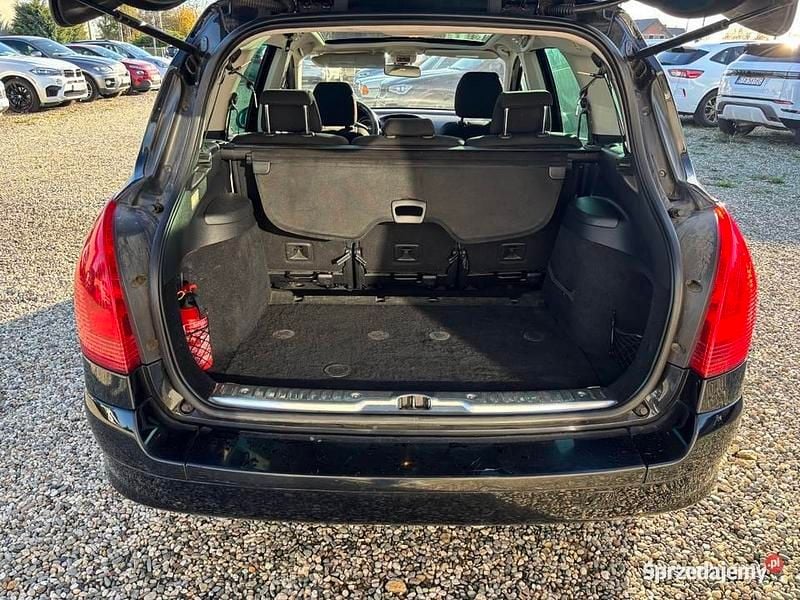 Używany Peugeot 308 2008 Czarny Kombi