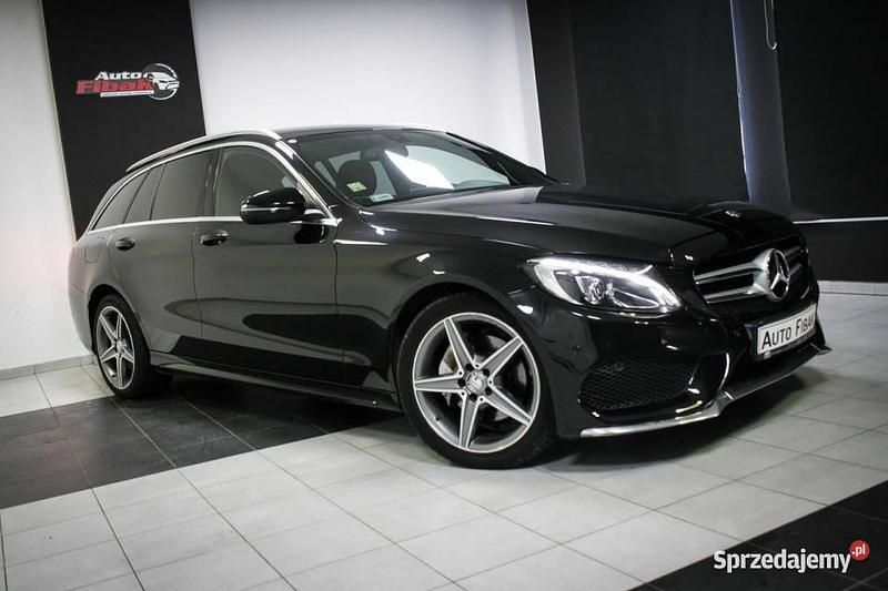 Czarny Używany 2017 Mercedes C220 AMG line Sedan/Limuzyna | 85 500 zł (Uczciwa cena) - Obraz 1/4