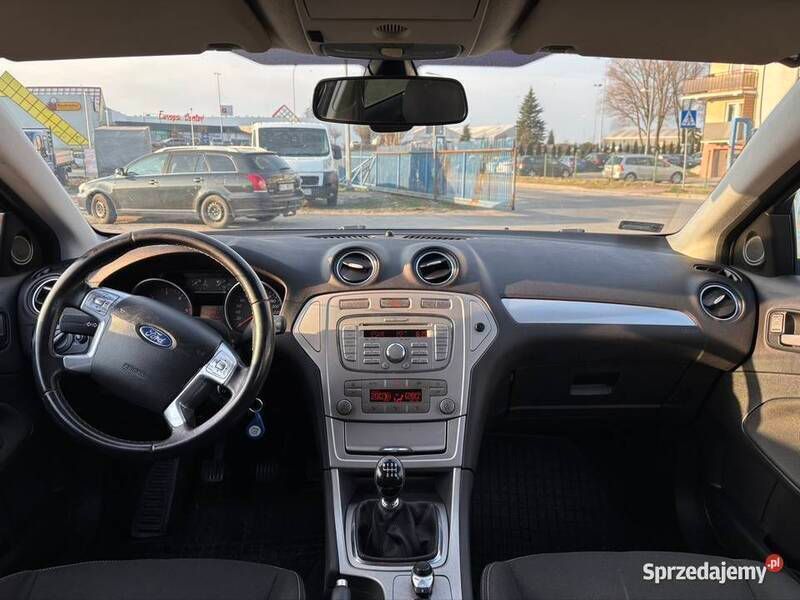 Używany Ford Mondeo 2010 Czarny Kombi