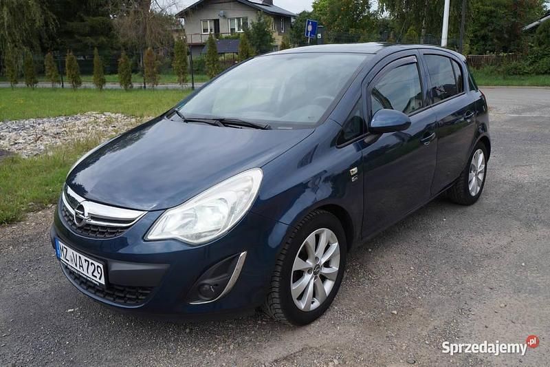 Używany Opel Corsa 2012 Granatowy Hatchback