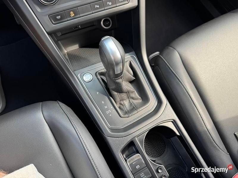 Używany VW Touran 150 KM (110 kW) 2019 Szary Minivan