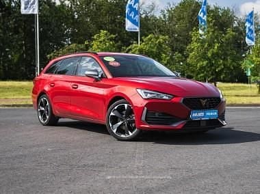 Czerwony Używany 2023 Cupra Leon Kombi | 119 999 zł (Uczciwa cena) - Obraz 1/4