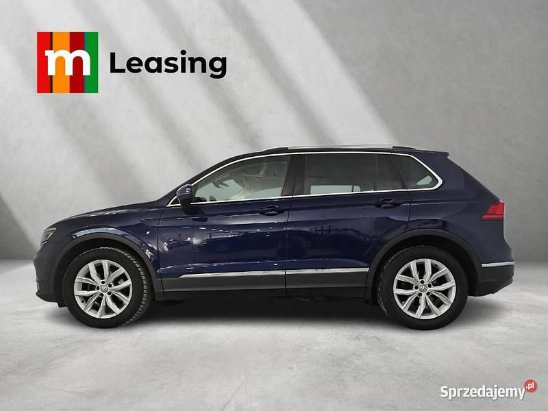 Niebieski ciemny (metalik) Używany 2020 VW Tiguan Highline SUV | 104 900 zł (Dość drogi) - Obraz 1/4