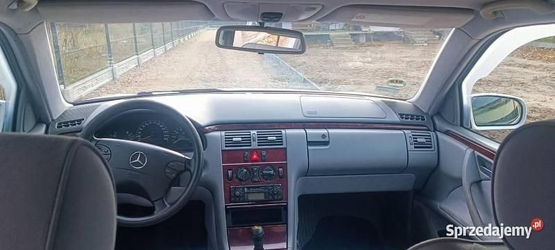 Używany Mercedes 200 2001