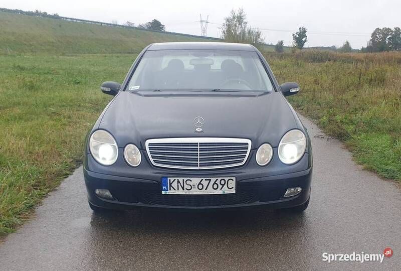 Używany 2003 Mercedes E320 | 12 500 zł - Obraz 1/3