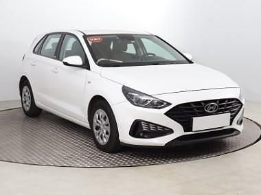Biały Używany 2021 Hyundai i30 Hatchback | 49 999 zł (Dobra cena) - Obraz 1/4