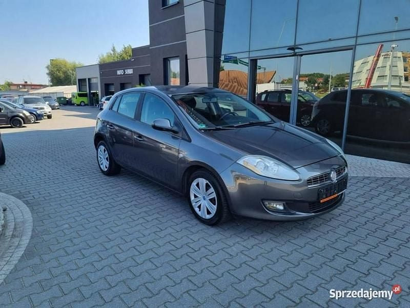 Szary (metalik) Używany 2008 Fiat Bravo Hatchback | 13 900 zł (Uczciwa cena) - Obraz 1/4