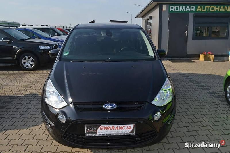 Czarny Używany 2011 Ford S-MAX S Minivan | 27 400 zł (Dobra cena) - Obraz 1/4
