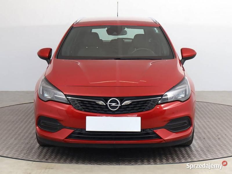Bordowy Używany 2019 Opel Astra Kombi | 47 499 zł (Uczciwa cena) - Obraz 1/4