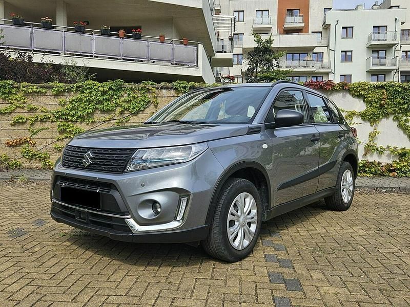 Szary Używany 2020 Suzuki Vitara SUV | 57 500 zł (Dobra cena) - Obraz 1/4