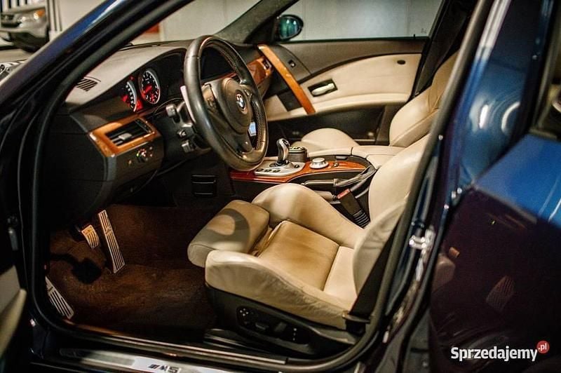 Używany BMW M5 2005 Granatowy Sedan/Limuzyna