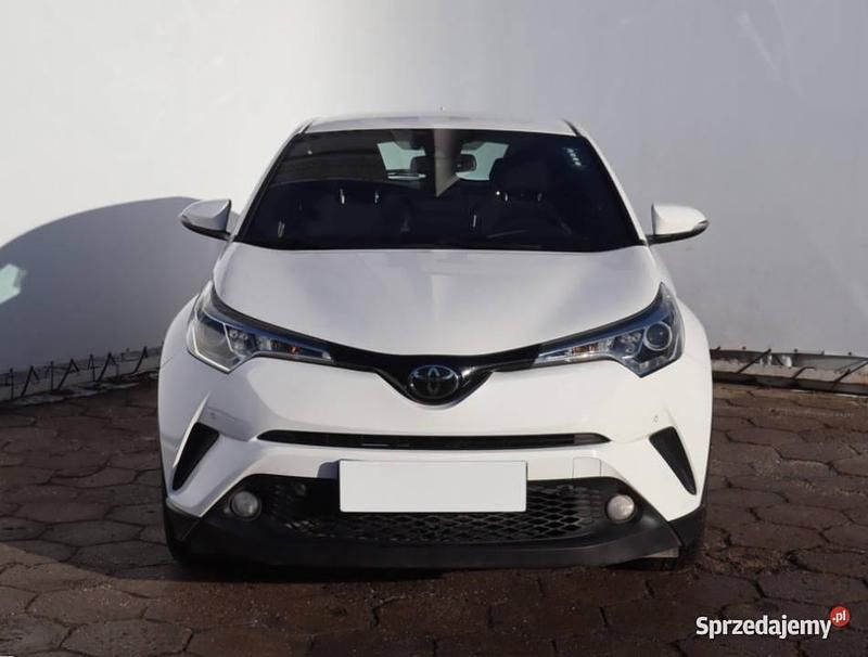 Biały Używany 2018 Toyota C-HR SUV | 61 999 zł (Uczciwa cena) - Obraz 1/4