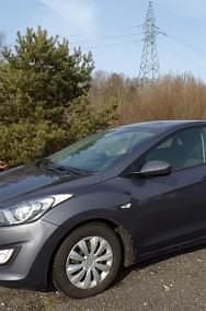 Używany Hyundai i30 120 KM (88 kW) 2015 Szary Hatchback