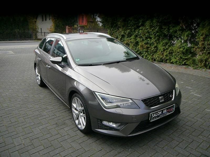 Używany Seat Leon FR 122 KM (89 kW) 2013 Brązowy Hatchback