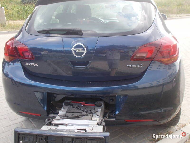 Używany Opel Astra 2010 Granatowy Hatchback