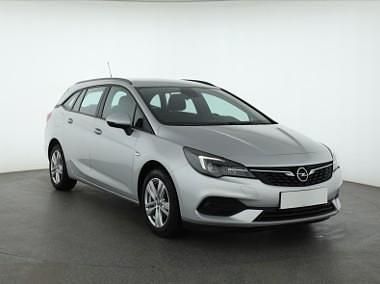 Szary Używany 2021 Opel Astra Kombi | 38 999 zł (Uczciwa cena) - Obraz 1/4