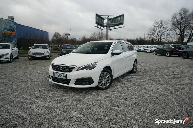 Biały Używany 2021 Peugeot 308 Allure Kombi | 52 700 zł (Dość drogi) - Obraz 1/4