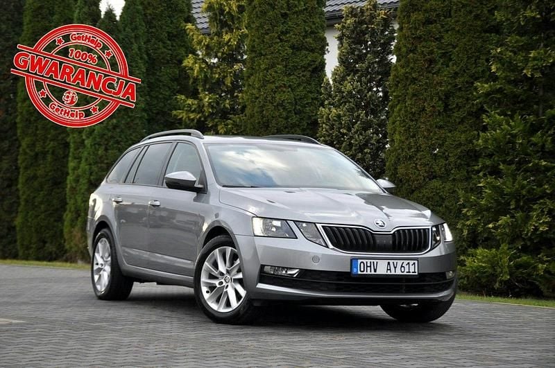 Szary (metalik) Używany 2017 Skoda Octavia Kombi | 42 900 zł (Uczciwa cena) - Obraz 1/4